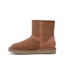 Load image into Gallery viewer, Byron Australian Sheepskin Classic UGG Boots