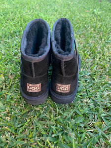 Classic Mini Ugg Boots - Black