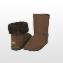 Load image into Gallery viewer, Classic Short Ugg Boots - Chocolate Brown - 100% Genuine Australian Sheepskin