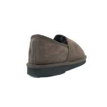 Load image into Gallery viewer, CLASSIC MEN'S INDOOR BOUND SLIPPER - WARM PREMIUM SHEEPSKIN WOOL SLIPPERS