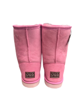 Load image into Gallery viewer, Classic Short Ugg Boots - Pink - Premium Australian Double Face Sheepskin