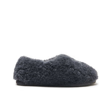 Load image into Gallery viewer, Peyton - Curly Wool Premium Men's Women's Unisex Sheepskin Slipper