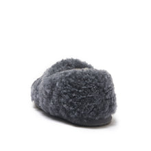 Load image into Gallery viewer, Peyton - Curly Wool Premium Men's Women's Unisex Sheepskin Slipper