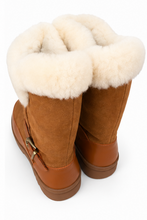 Load image into Gallery viewer, Heritage Buckle Sheepskin Boots - Chestnut