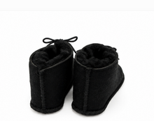Load image into Gallery viewer, Australian Made Baby Premium Sheepskin Lace-Up Booties