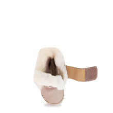 Load image into Gallery viewer, Baby Bub Sheepskin Booties