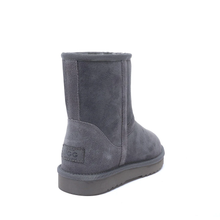 Load image into Gallery viewer, Byron Australian Sheepskin Classic UGG Boots
