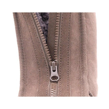 Load image into Gallery viewer, FRONT ZIP UGG BOOTS - AUSTRALIAN SHEEPSKIN