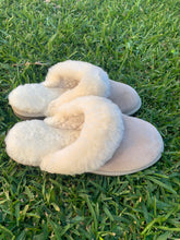 Load image into Gallery viewer, Ladies Scuff Slippers - Beige