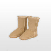 Load image into Gallery viewer, Kids Classic Ugg Boots - Sand