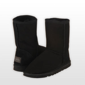 Classic Short Ugg Boots - Black