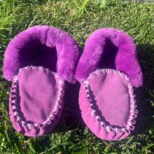 Load image into Gallery viewer, Soft sole Moccasins - Purple