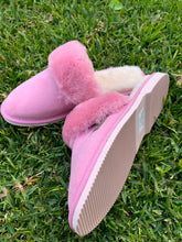 Load image into Gallery viewer, Ladies Scuff Slippers  - Pink
